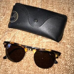 Rayban clubmaster